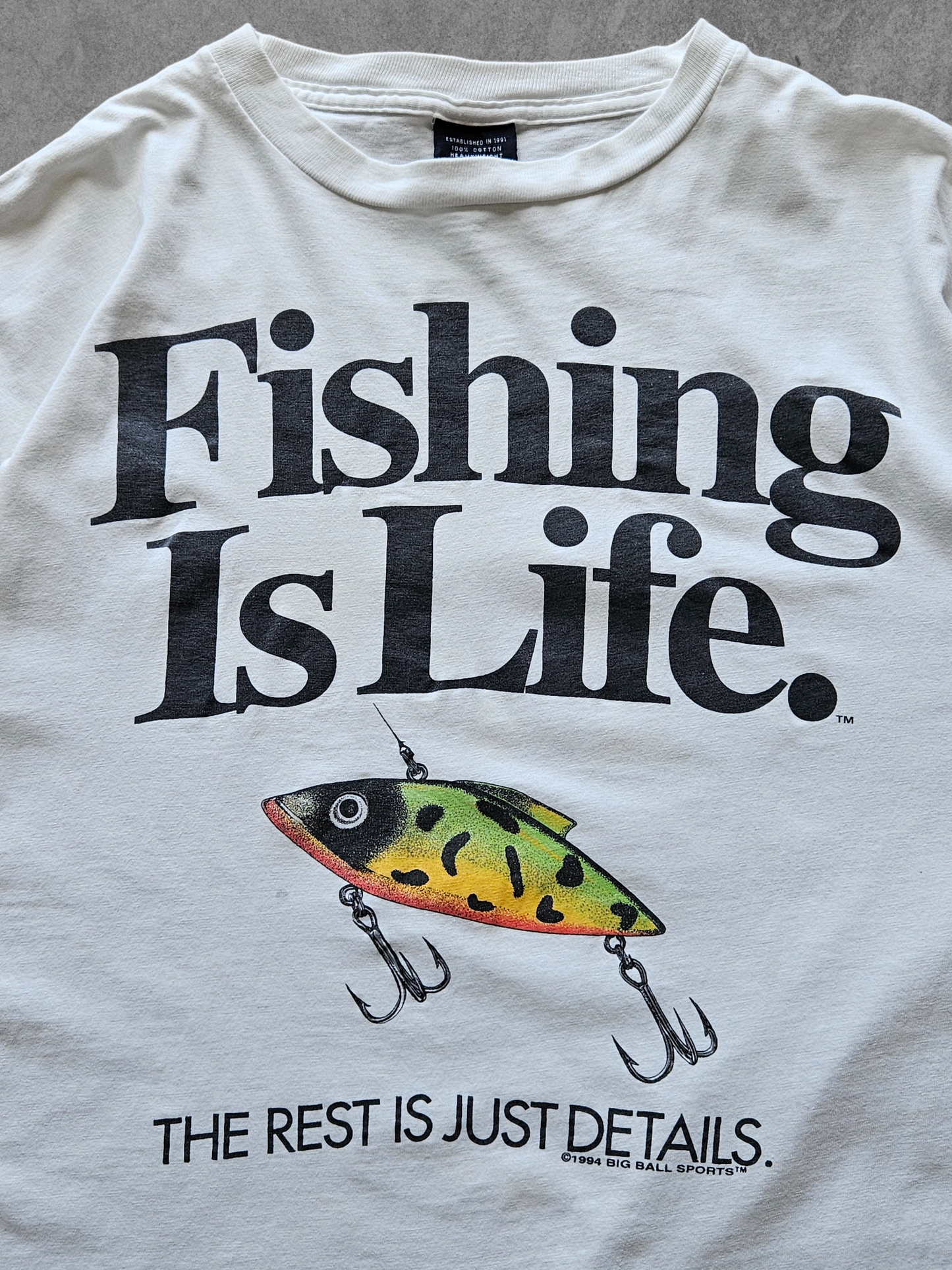 90s BIG BALL SPORTS ''FISHING IS LIFE'' T-SHIRT [XL]