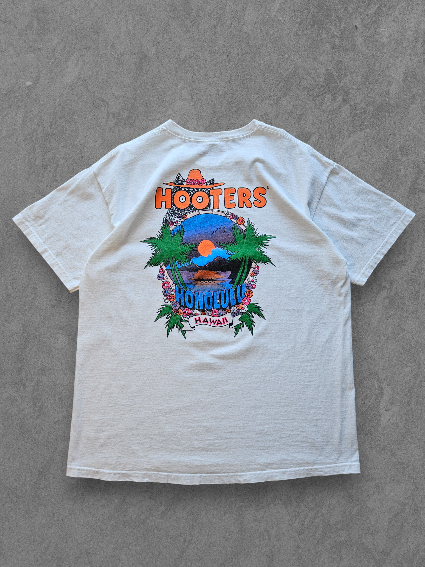 90s FRUIT OF THE LOOM ''HOOTERS HAWAII'' T-SHIRT [XL]