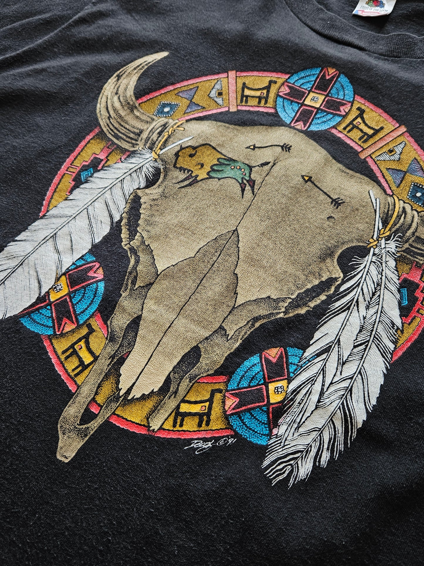 90s FRUIT OF THE LOOM ''NATIVE BULL'' T-SHIRT [L]