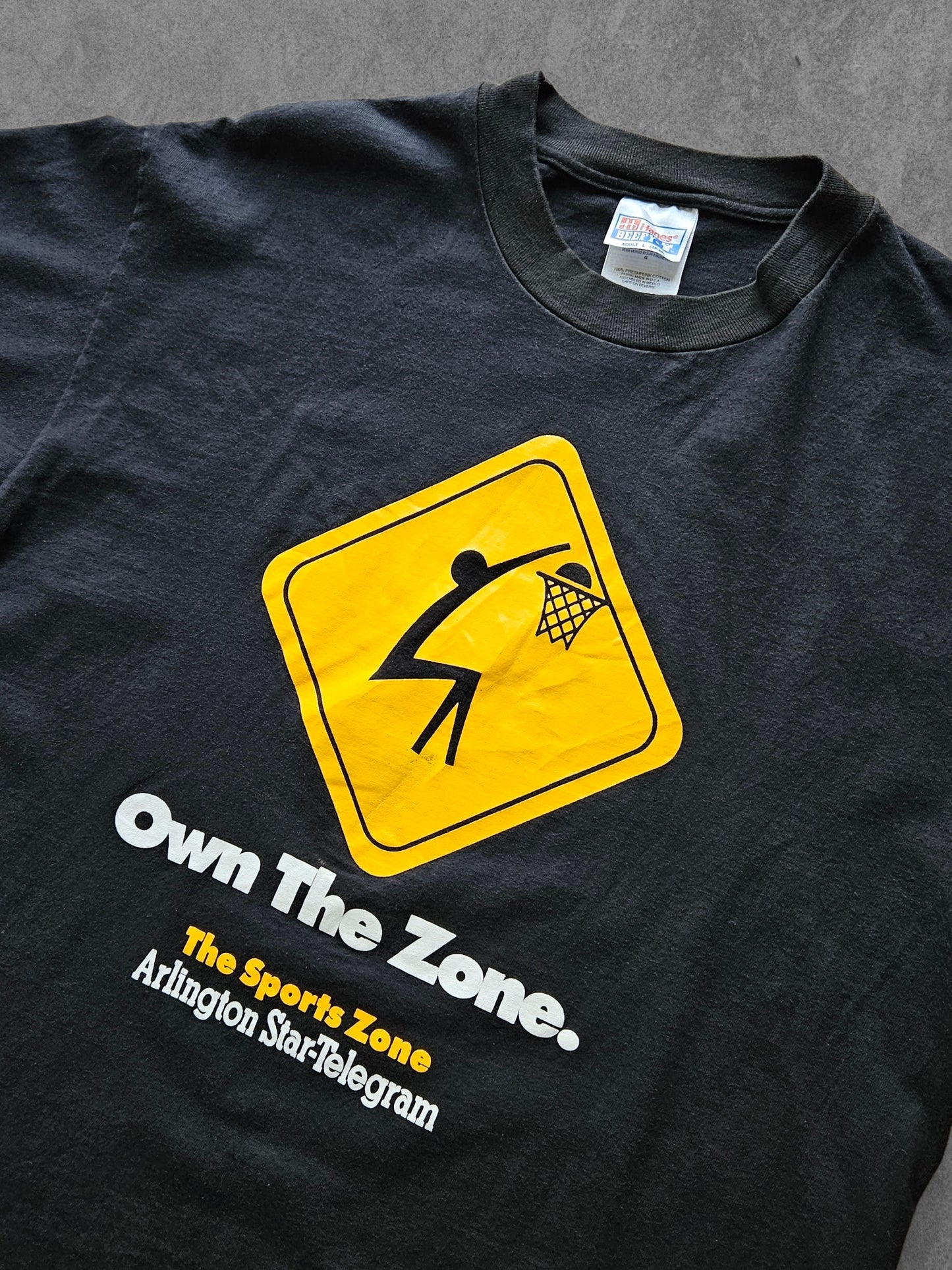 90s HANES ''OWN THE ZONE'' T-SHIRT [L]