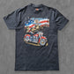 De vintage winkel met tweedehands kleding uit de thrift | 1991 3D EMBLEM ''THE STRONG SURVIVE'' T-SHIRT [L] T-SHIRT