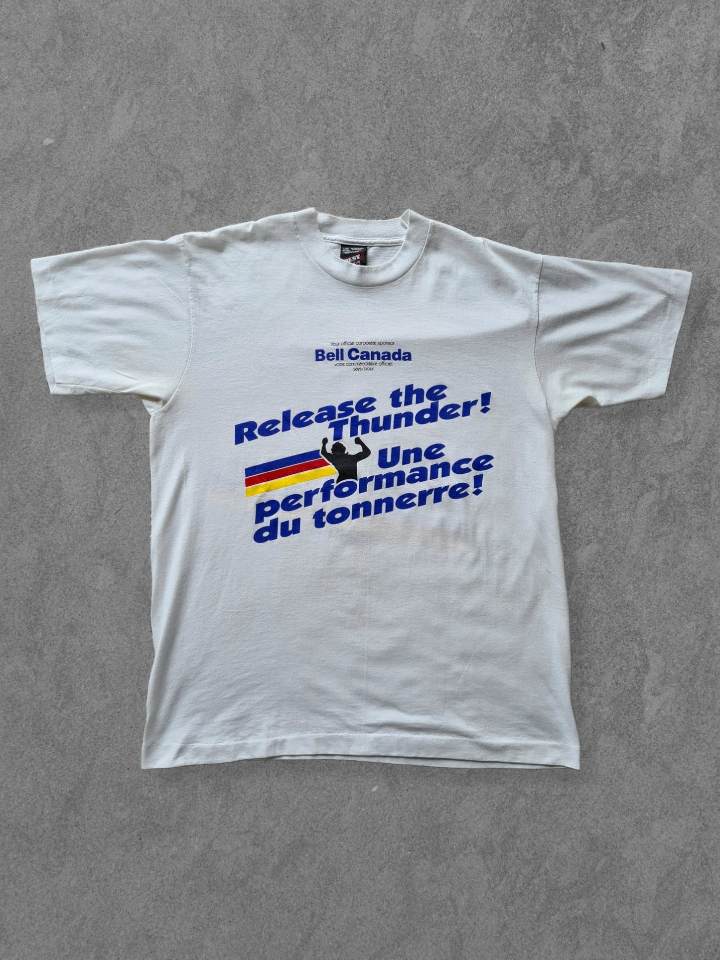 De vintage winkel met tweedehands kleding uit de thrift | 1993 BEST FRUIT OF THE LOOM ''BELL CANADA'' T-SHIRT [L] T-SHIRT