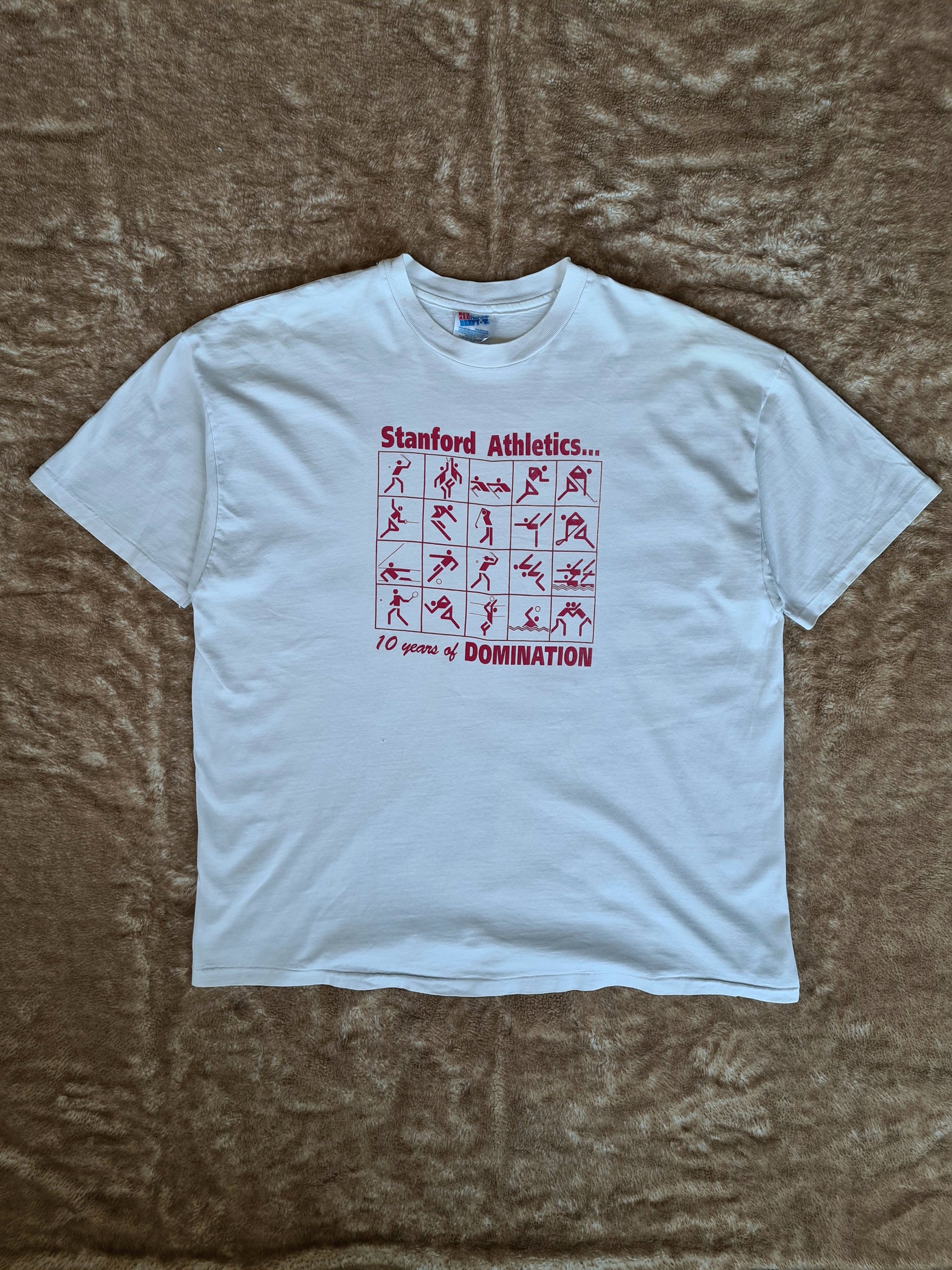 De vintage winkel met tweedehands kleding uit de thrift | 1993 HANES ''STANFORD ATHLETICS'' T-SHIRT [XXL] T-SHIRT