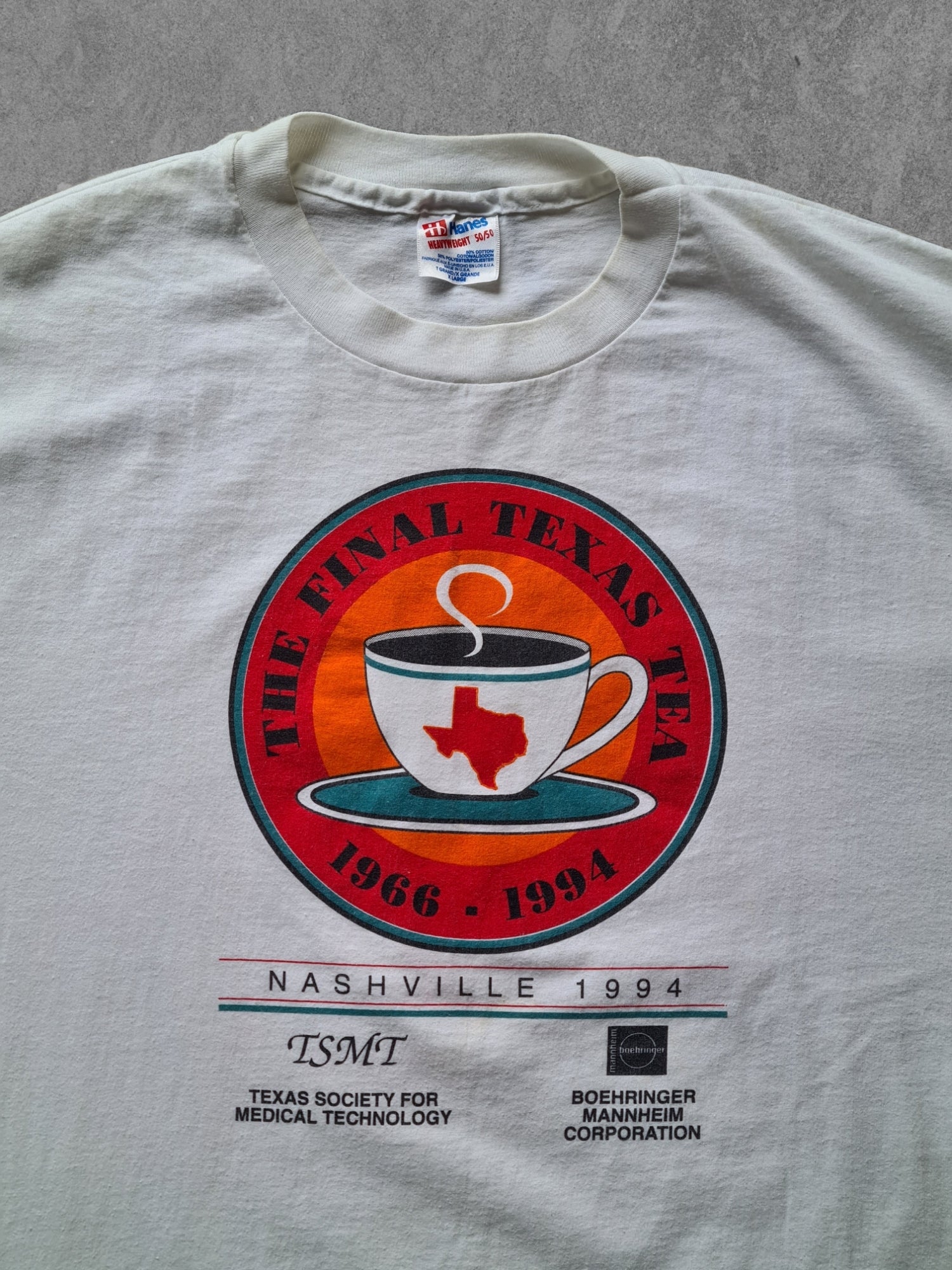 De vintage winkel met tweedehands kleding uit de thrift | 1994 HANES ''NASHVILLE TEXAS TEA'' T-SHIRT [XL] T-SHIRT