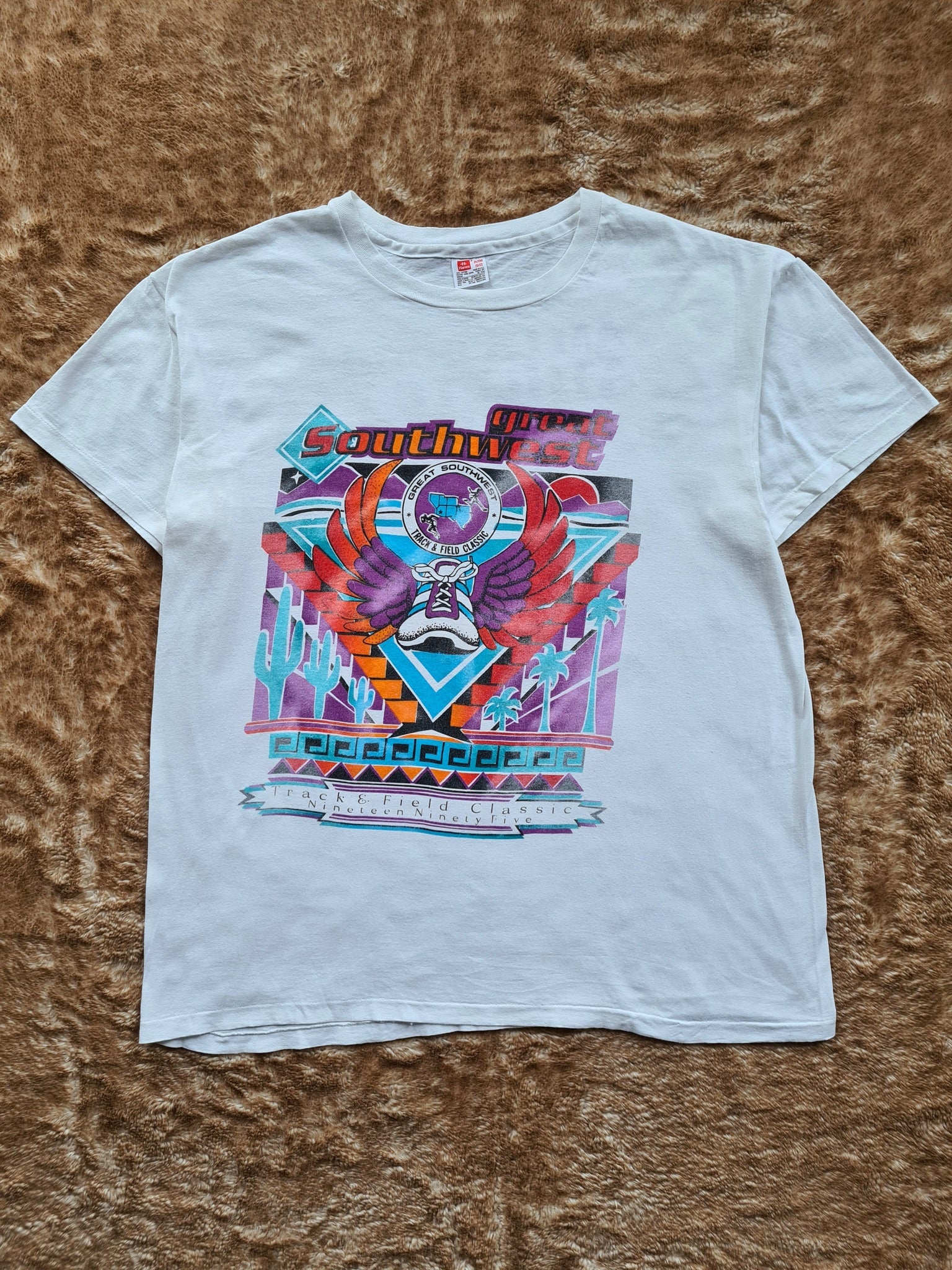 De vintage winkel met tweedehands kleding uit de thrift | 1995 HANES ''GREAT SOUTHWEST'' T-SHIRT [XXL] T-SHIRT