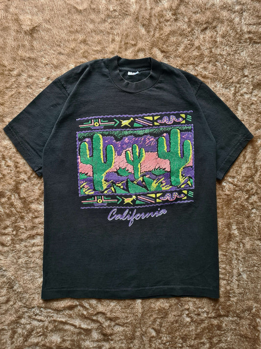 De vintage winkel met tweedehands kleding uit de thrift | 80s FRUIT OF THE LOOM "CALIFORNIA" T-SHIRT [M] T-SHIRT