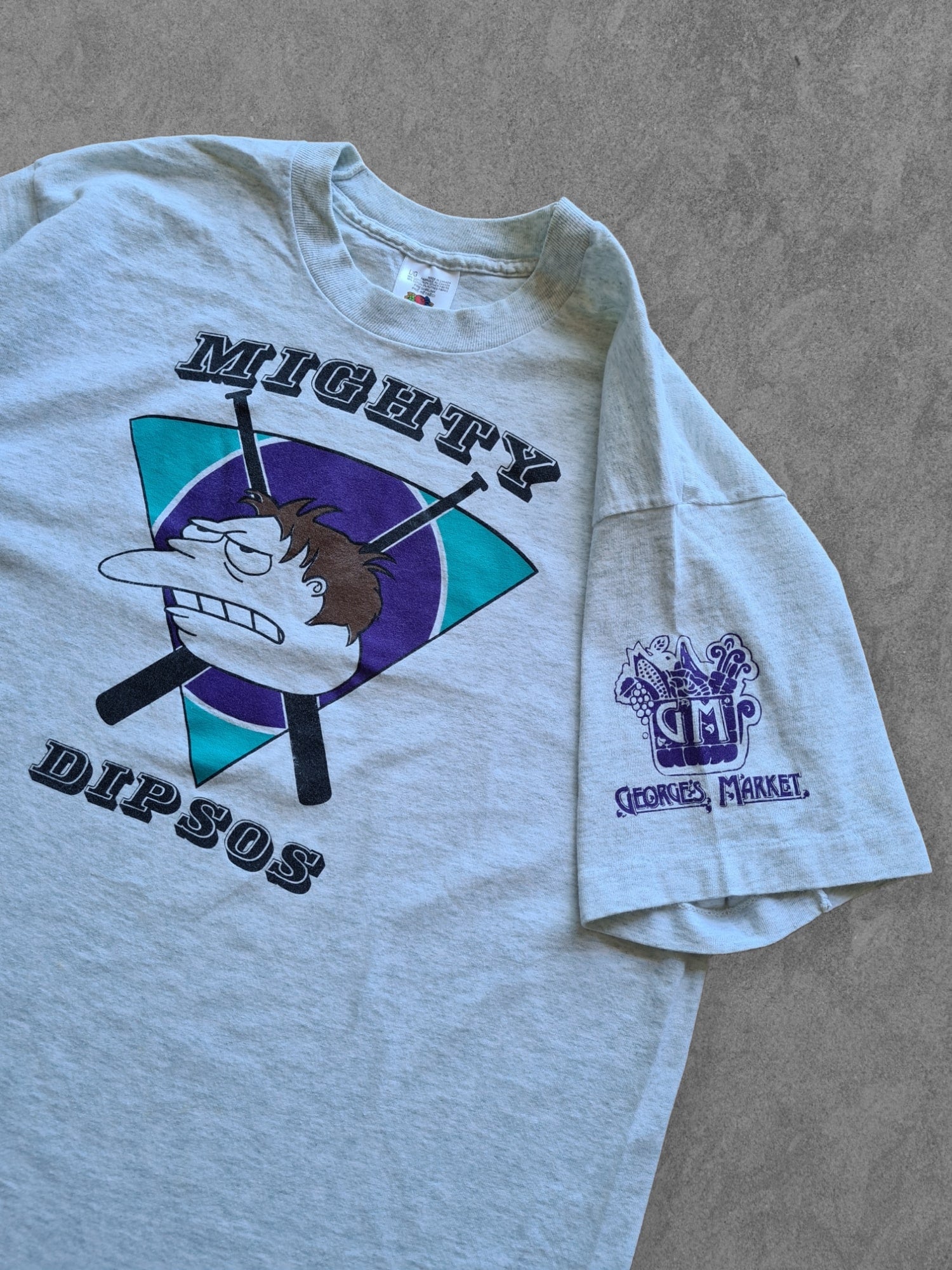 De vintage winkel met tweedehands kleding uit de thrift | 90s FRUIT OF THE LOOM ''MIGHTY DIPSOS'' T-SHIRT [L] T-SHIRT