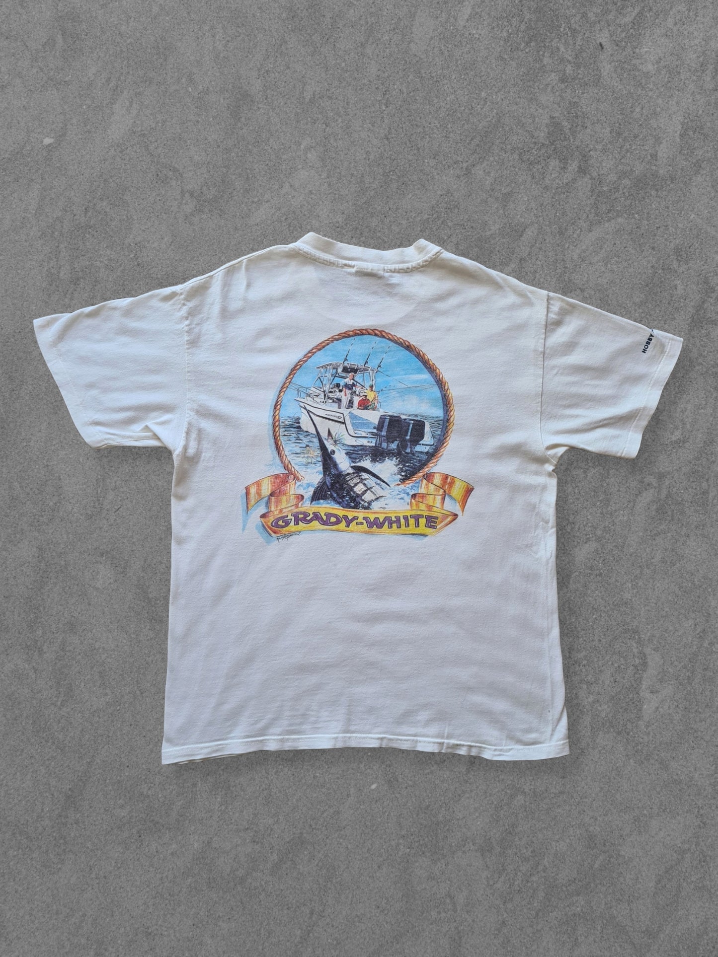 De vintage winkel met tweedehands kleding uit de thrift | 90s HANES ''GRADY WHITE'' T-SHIRT [L] T-SHIRT