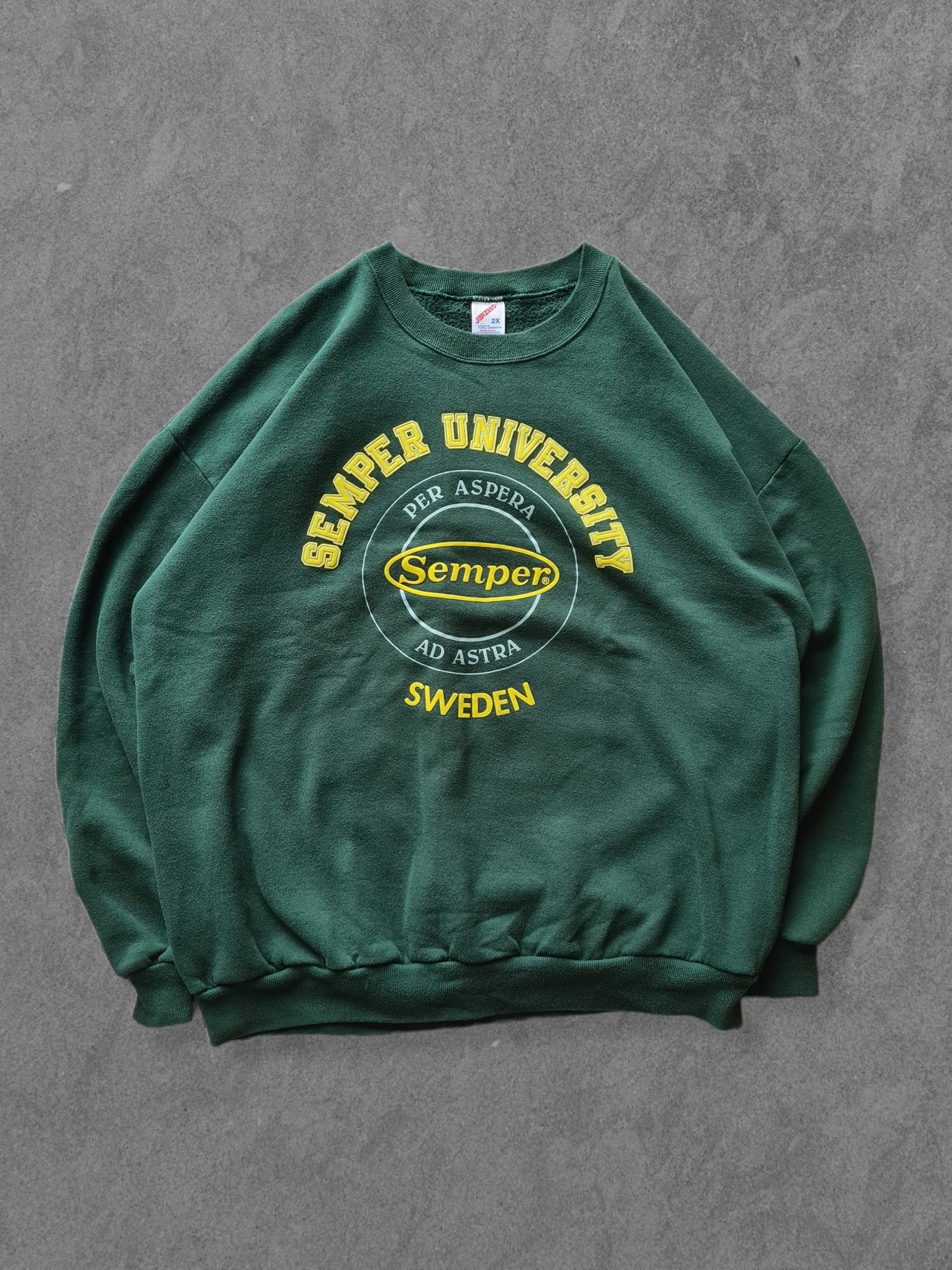 De vintage winkel met tweedehands kleding uit de thrift | 90s JERZEES ''SEMPER'' SWEATSHIRT [XXL] SWEATSHIRT