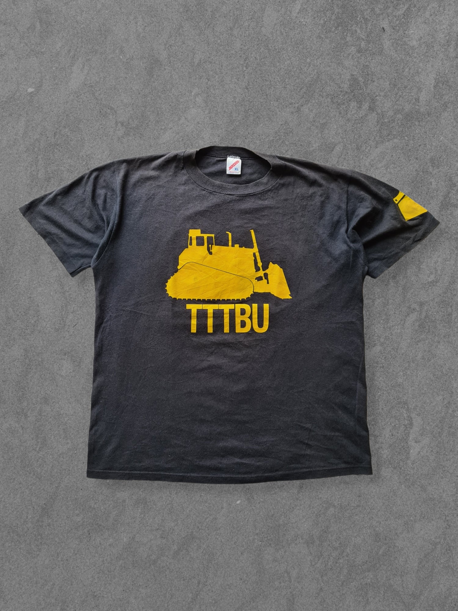 De vintage winkel met tweedehands kleding uit de thrift | 90s JERZEES ''TTTBU'' T-SHIRT [XL] T-SHIRT