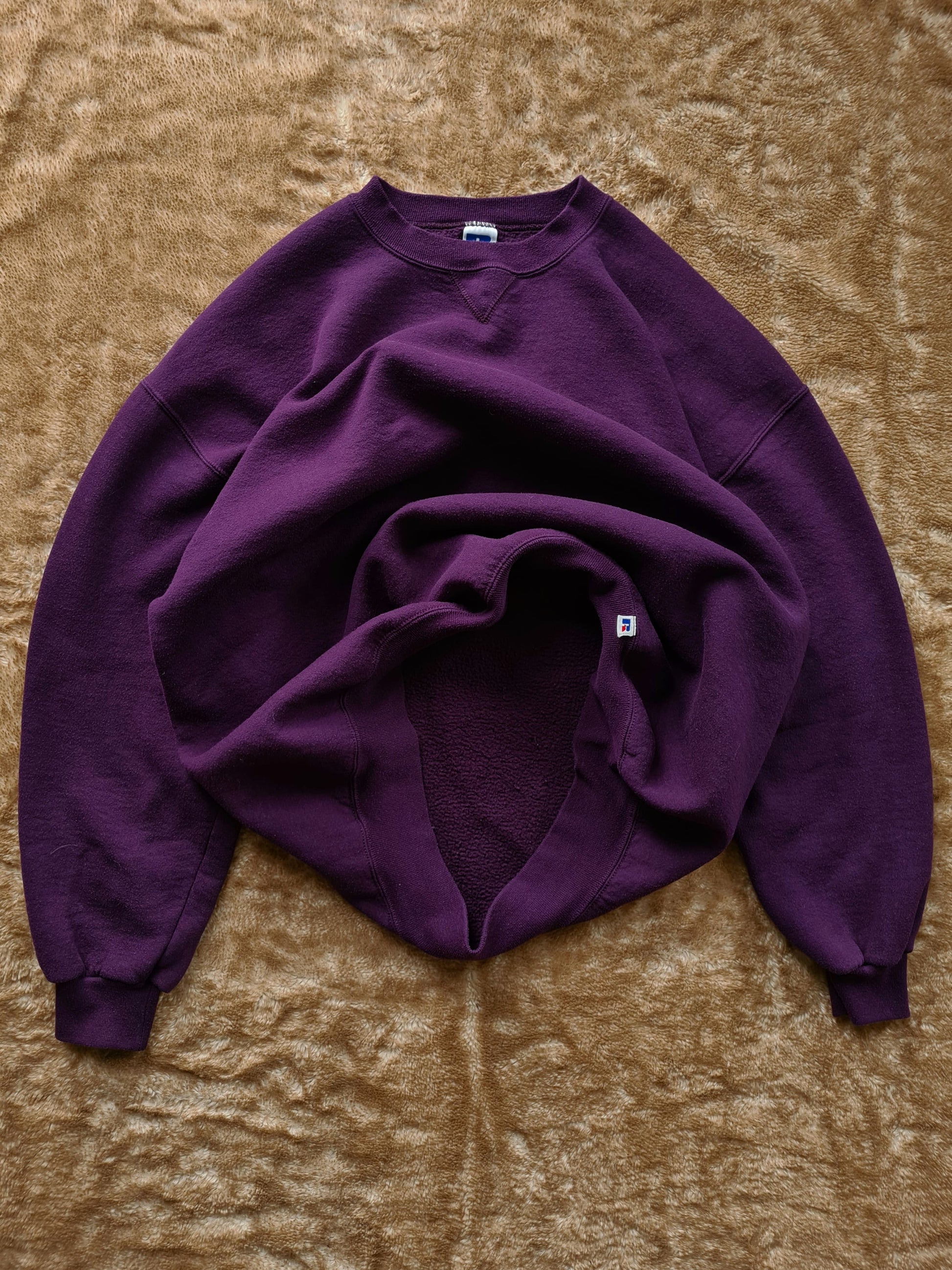 De vintage winkel met tweedehands kleding uit de thrift | 90s RUSSELL PURPLE BLANK CREWNECK [XXL] SWEATSHIRT